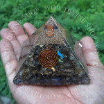 Labradorite Healing Crystal with Copper Layer Pyramid